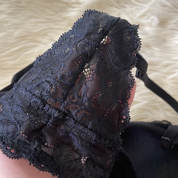 Adore me black criss cross back lacy detailed bra sz 34B front clasp padded - Picture 12 of 17